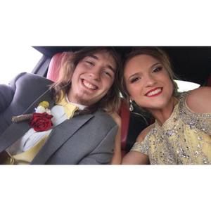 Meet your Posher, Avery